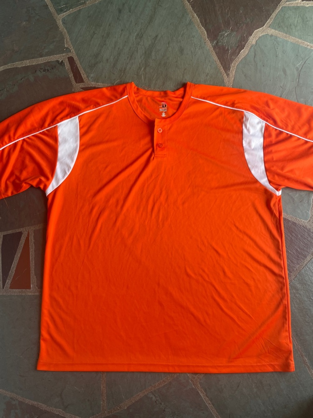 NWOT Men's Orange Short-Sleeve Athletic Shirt